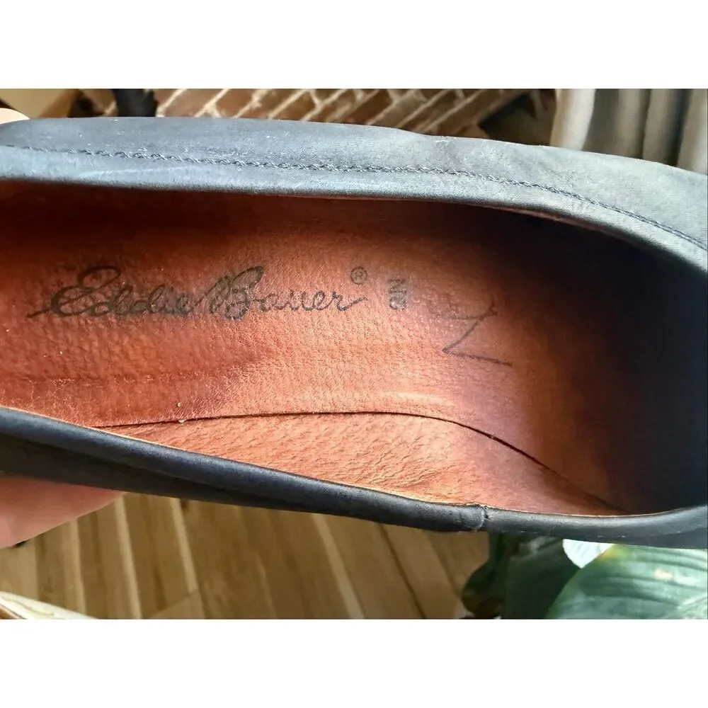 Eddie Bauer Black Nubuck Leather Flats Made in Italy Slip On Shoes Women 8N